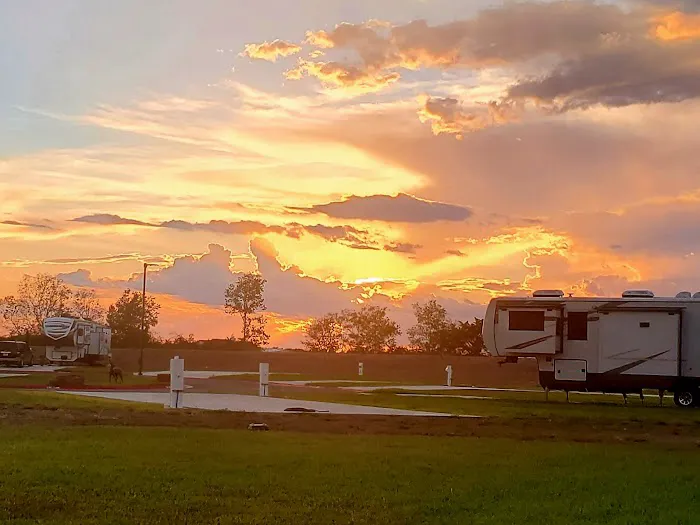 Chappell Hill RV Picture 10