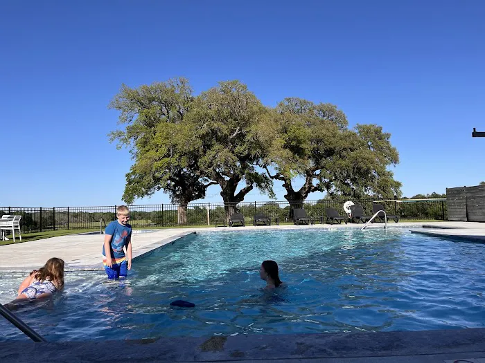 The Hill Top at Brenham Picture 1