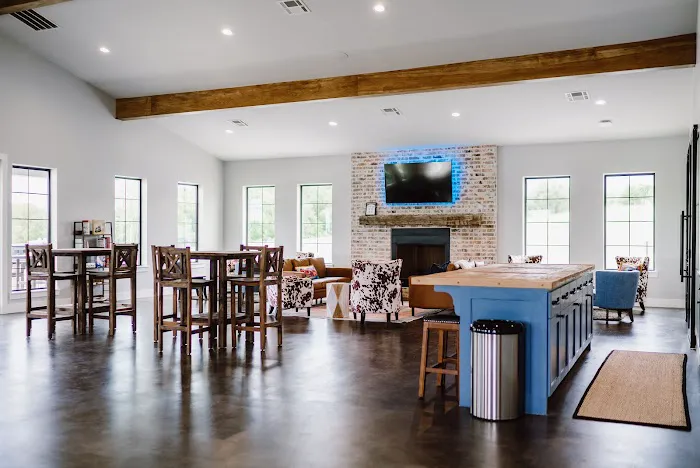 The Hill Top at Brenham Picture 6