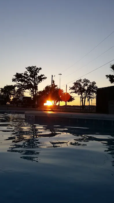 Holiday RV Park Picture 10