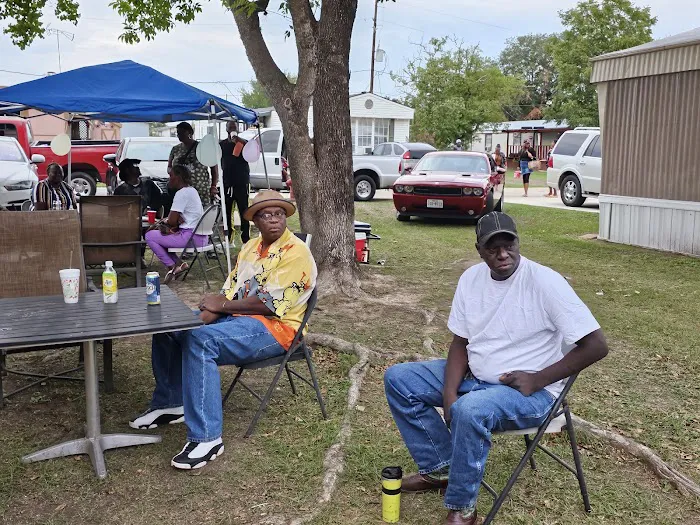 Cookson Mobile Home Park Picture 9