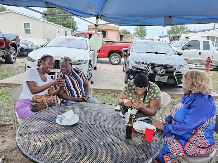 Cookson Mobile Home Park Picture 10