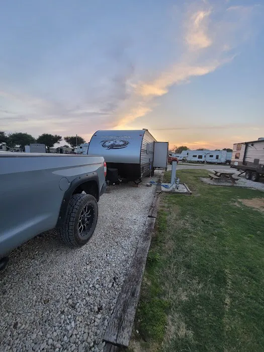 Houston West RV Park Picture 7