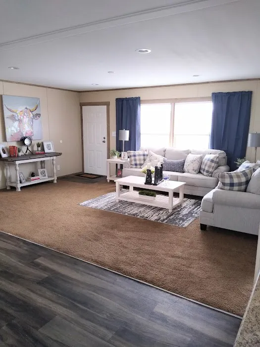 Casa De Campo Manufactured Housing Community Picture 9