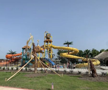 Summer Breeze USA RV Resort & Waterpark