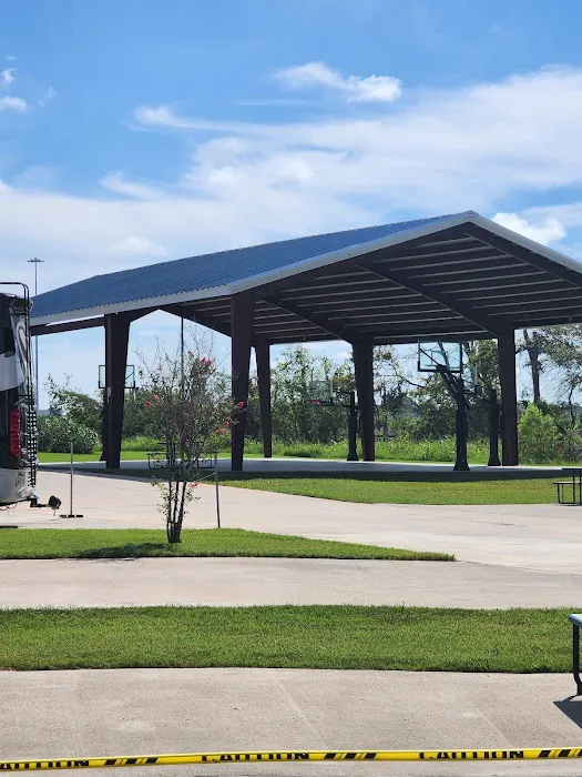 Summer Breeze USA RV Resort & Waterpark Picture 9