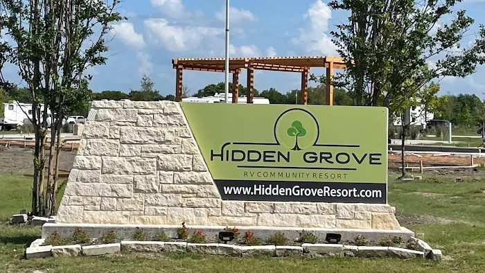 Hidden Grove RV Resort Picture 9