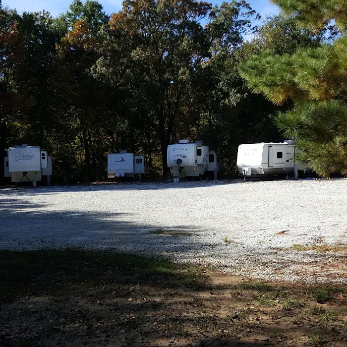 Live Oaks RV Parks Picture 8