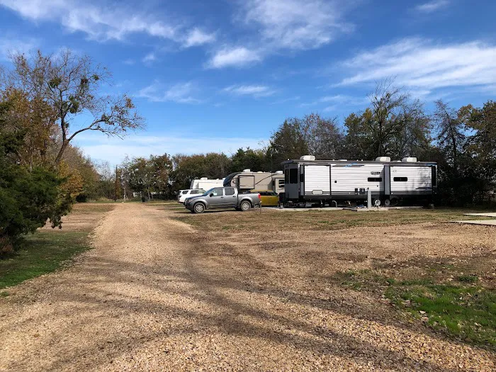 Simple Living RV Park LLC Picture 2