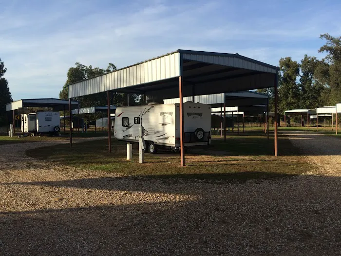 Lamar Point RV Park Picture 3