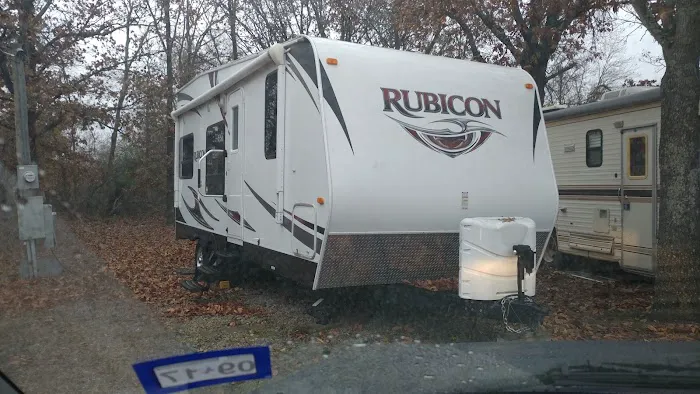 Paris North RV Park Picture 8