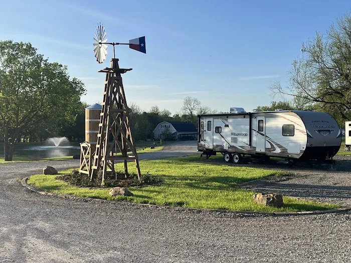 The Farmstead RV Park Picture 4