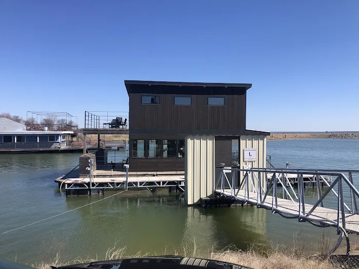 Lake Waco Marina and RV Campground Picture 1