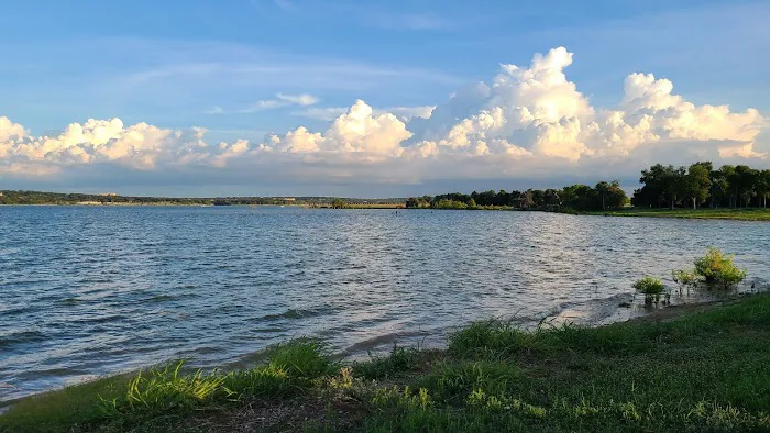 Lake Waco Marina and RV Campground Picture 4