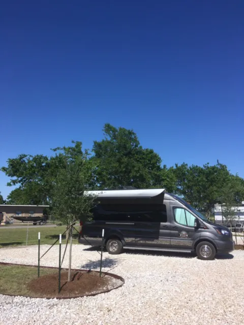 E Double H RV Park at Waco Lake Picture 3