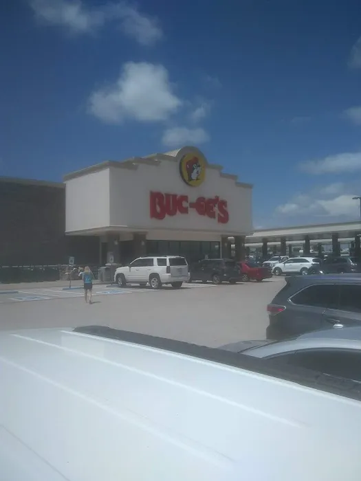 Lucky's RV Park Picture 5