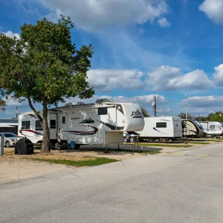 Reveille Ridge RV Park Picture 4