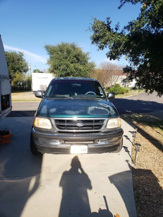 21 Palms RV Park Picture 7