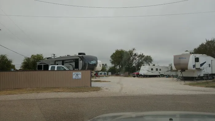 Cougar RV Park Picture 1