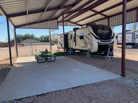 Lake Whitney RV Park Picture 6