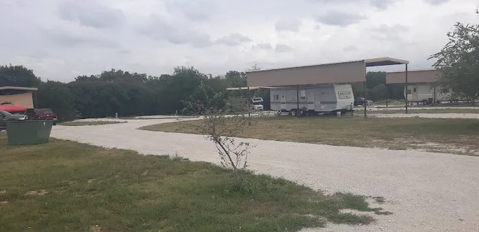 Lazy Oaks RV Park Picture 1