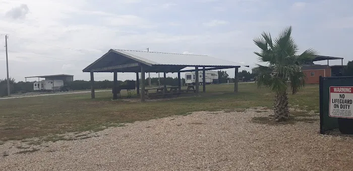 Lazy Oaks RV Park Picture 9