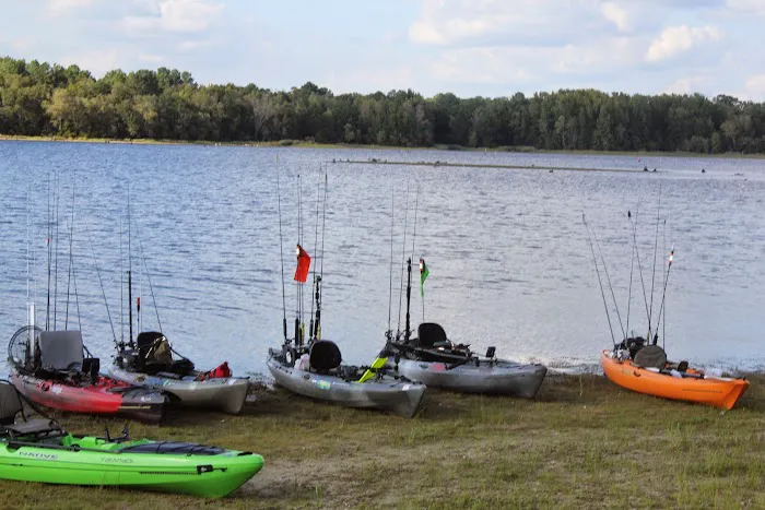 Crockett Lakefront Rv Resort & Marina Picture 5