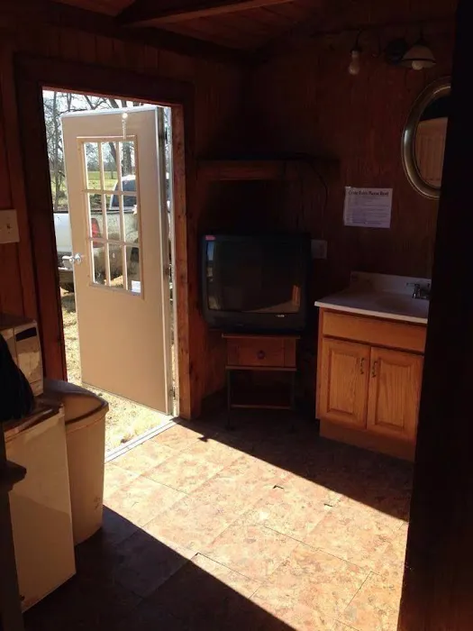 Lock N Dam Marina Picture 8