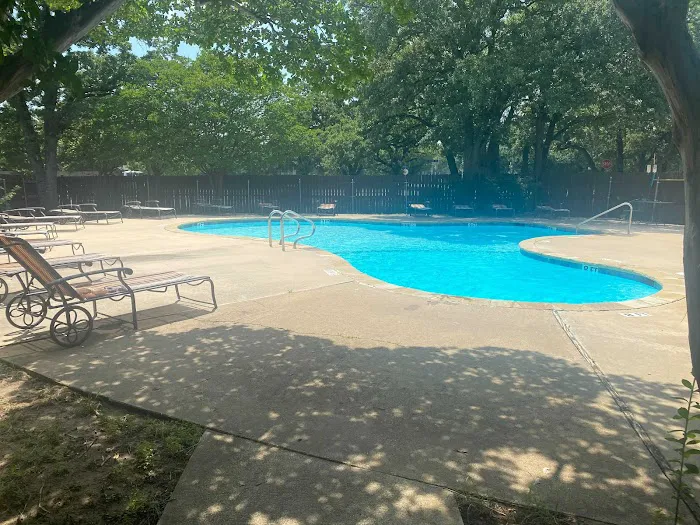 Los Robles Mobile Home Park Picture 3