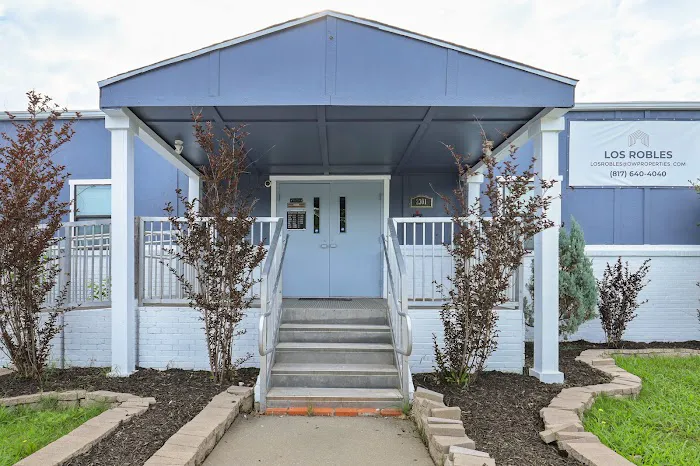 Los Robles Mobile Home Park Picture 2