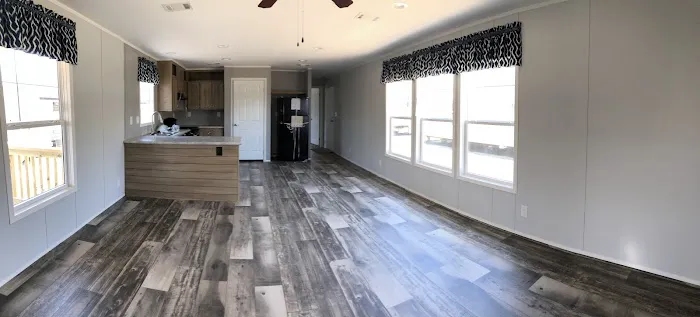 Valley Wood Mobile Home community Picture 4