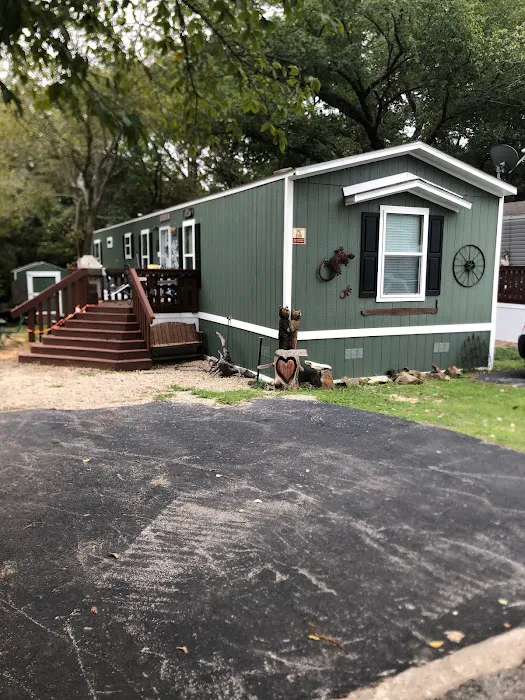 Ranches of Joshua Mobile Home Park Picture 5