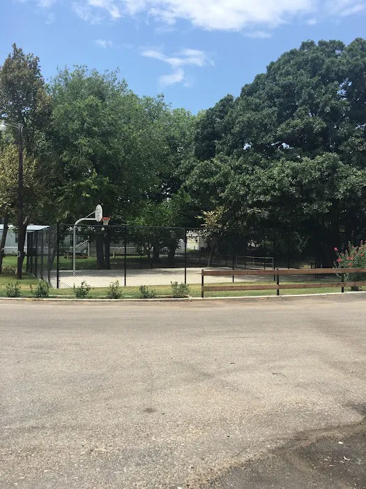 Ranches of Joshua Mobile Home Park Picture 7