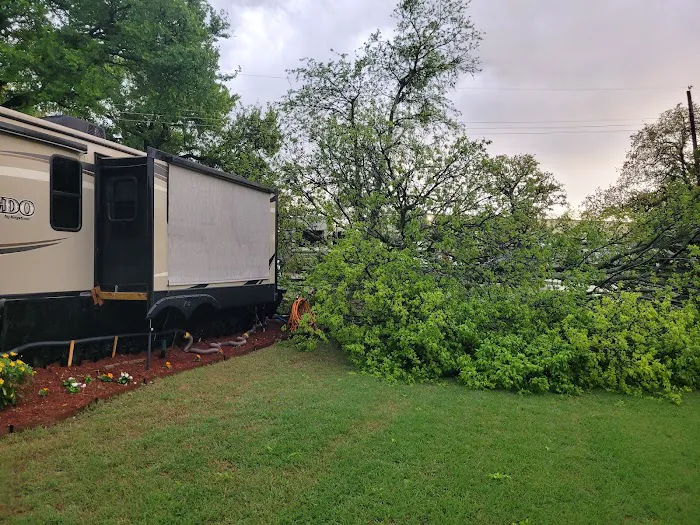 Lakeview RV Park Picture 2