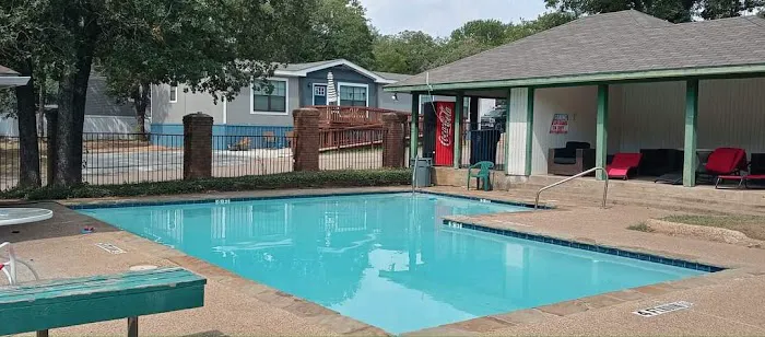 Forest Glen Manufactured Home Community Picture 1