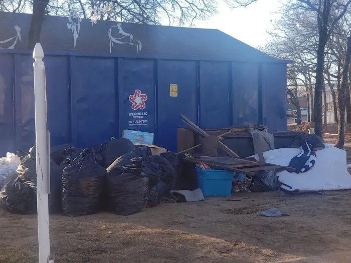 Forest Glen Manufactured Home Community Picture 5