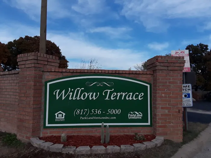 Willow Terrace Picture 3