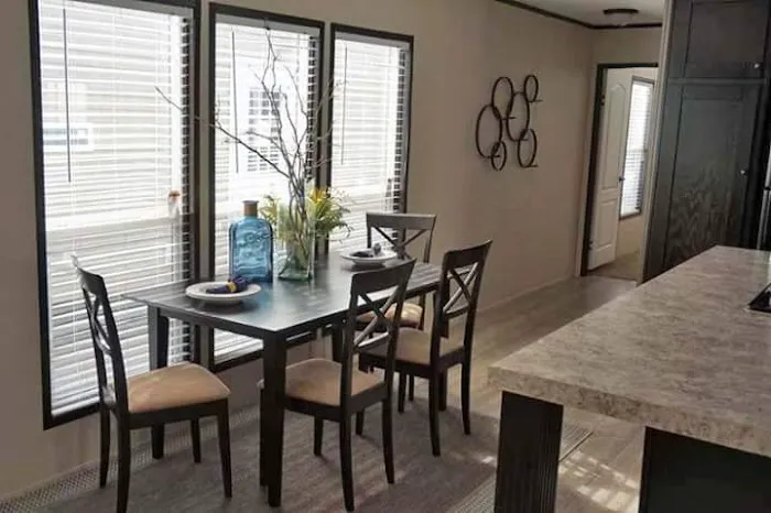 Willow Terrace Picture 2