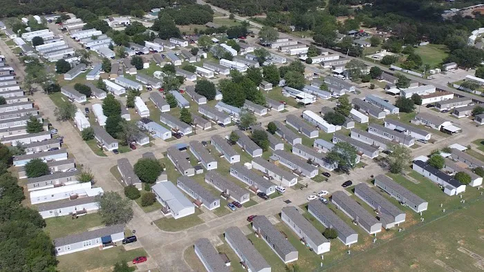 Indian Creek Picture 4