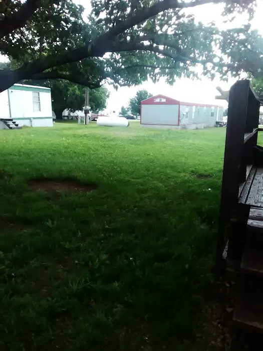 Sunset Mobile Home Park Picture 4