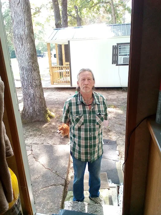 Twin Pines Mobile Home And RV Picture 4