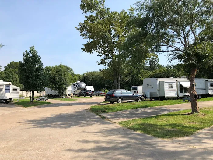Highland Bayou RV Park Picture 3