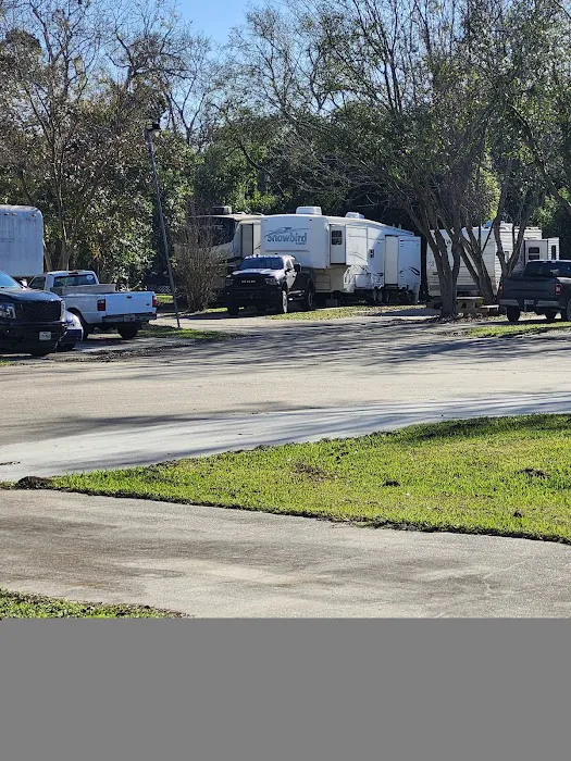 Highland Bayou RV Park Picture 9