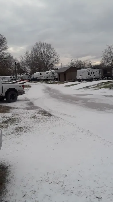 Lazy D RV Resort Picture 9