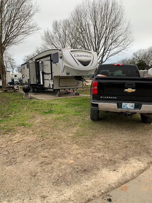 Lazy D RV Resort Picture 4