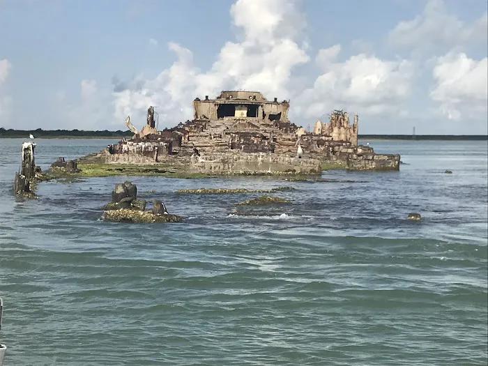 Lily's By the Bay RV Park Picture 2