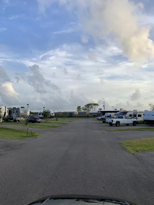 Oakridge RV Resort, LLC Picture 8