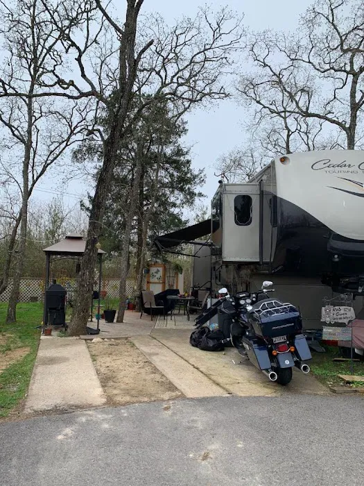 Little Thicket RV Park Picture 1