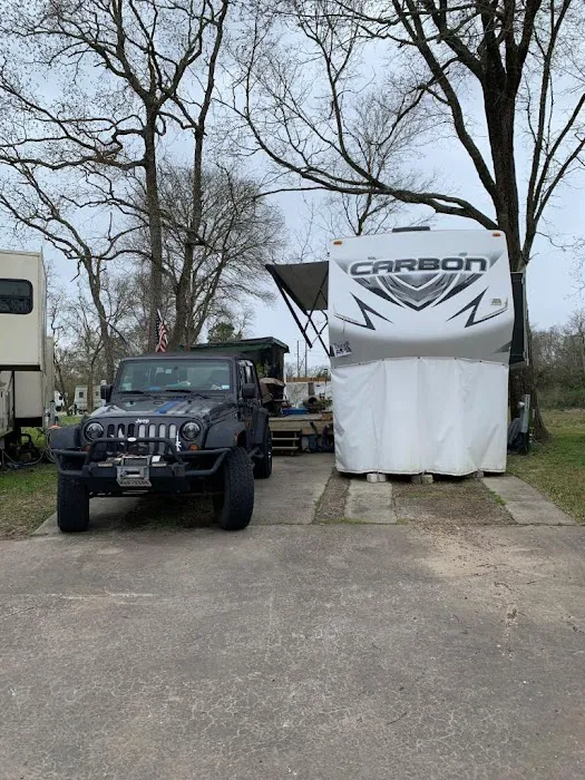 Little Thicket RV Park Picture 9