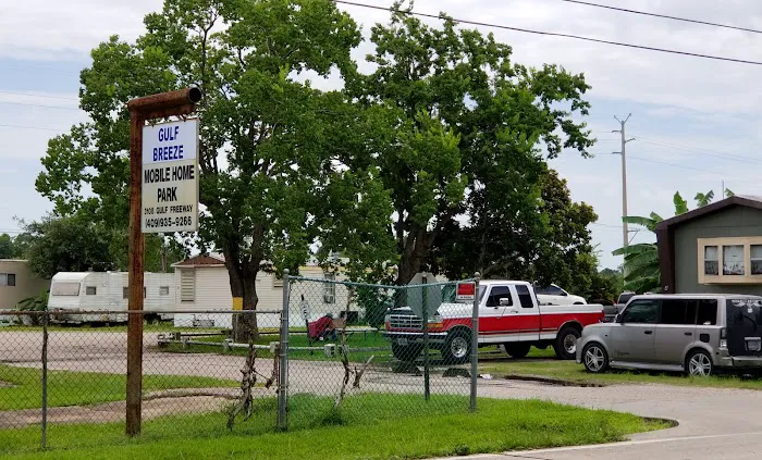 Gulf Breeze Mobile Home Park Inc Picture 5